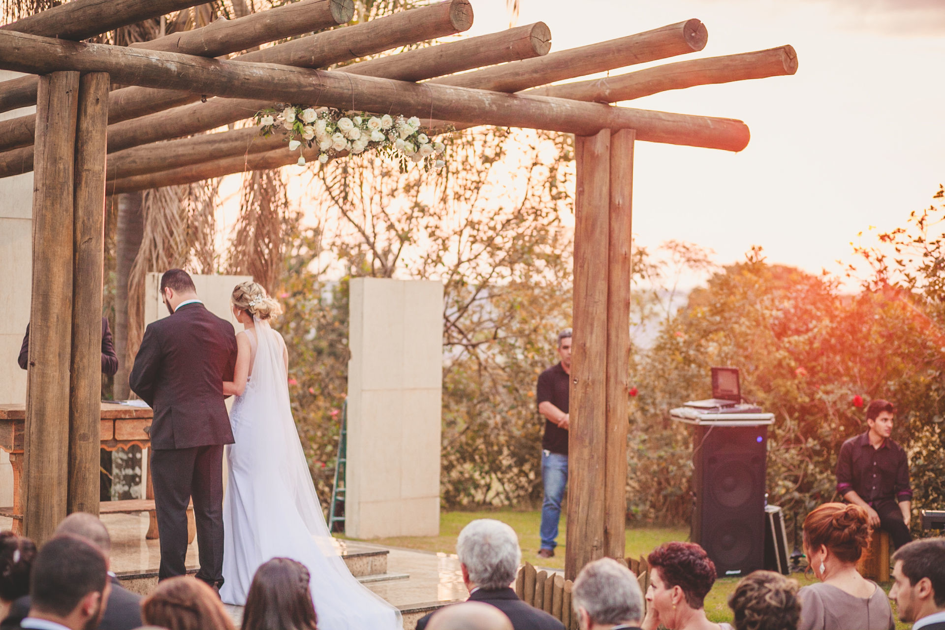 Foto O casamento de três famílias Foto O casamento de três famílias - Imagem 96