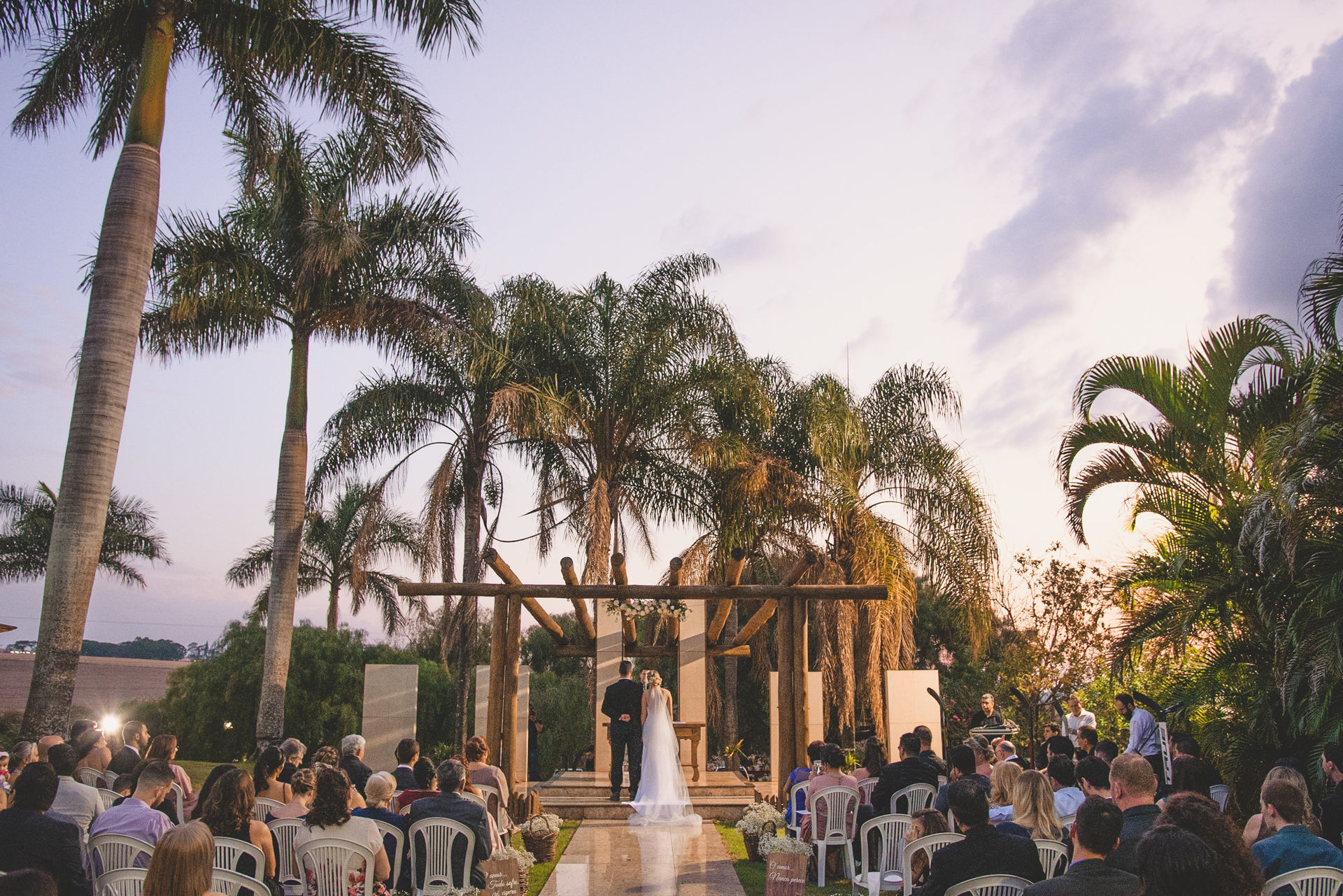 Foto O casamento de três famílias Foto O casamento de três famílias - Imagem 117