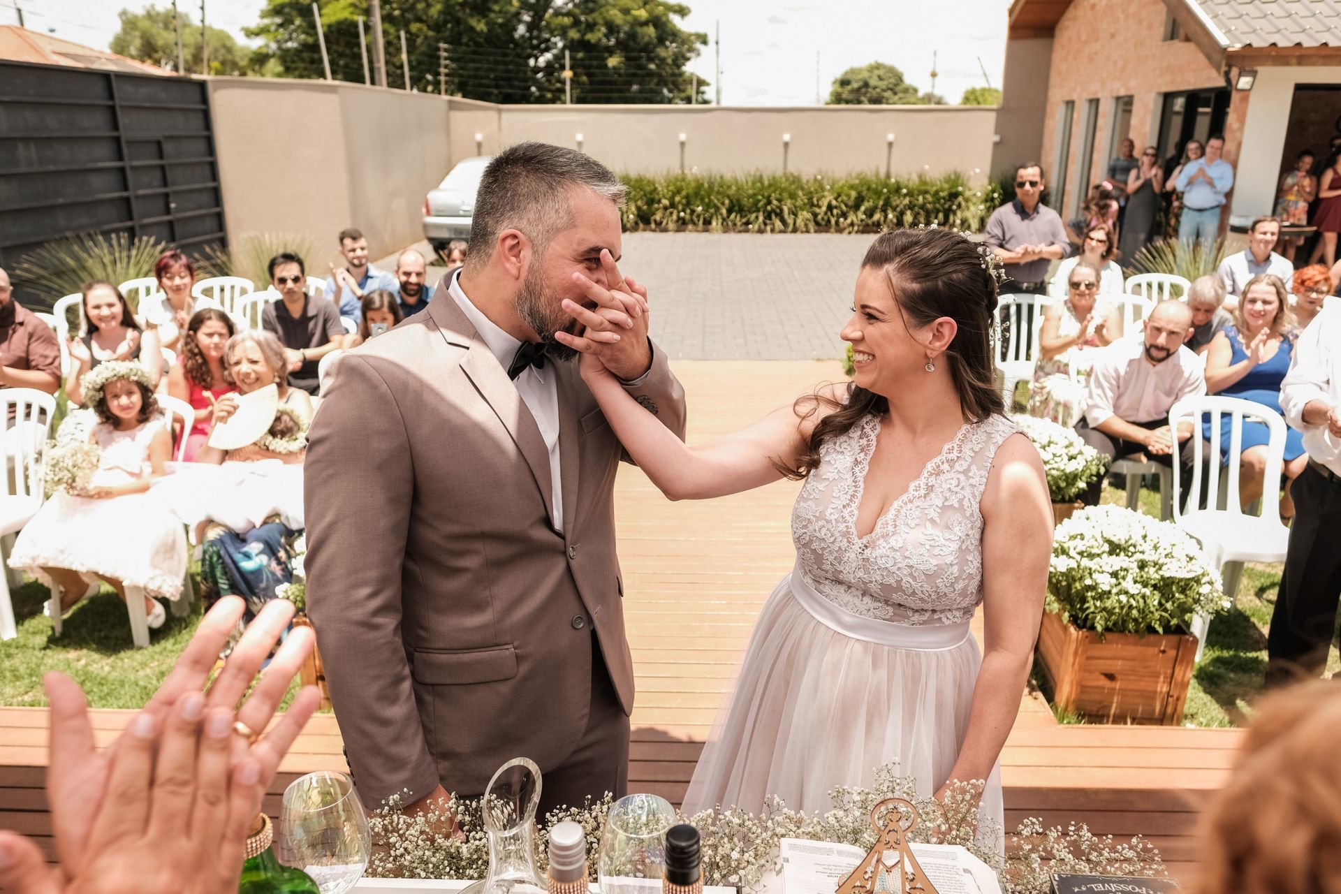 Foto Casar ao meio dia é ruim? Veja como pode ser lindo! Foto Casar ao meio dia é ruim? Veja como pode ser lindo! - Imagem 6