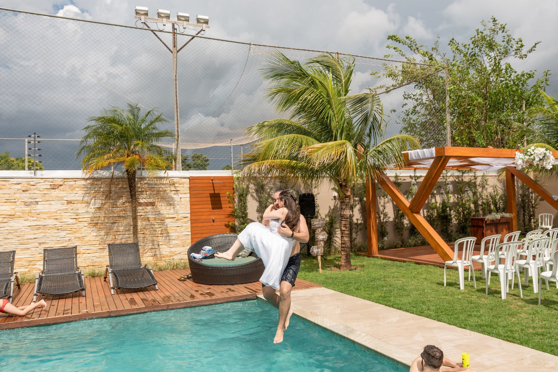 Foto Casar ao meio dia é ruim? Veja como pode ser lindo! Foto Casar ao meio dia é ruim? Veja como pode ser lindo! - Imagem 57
